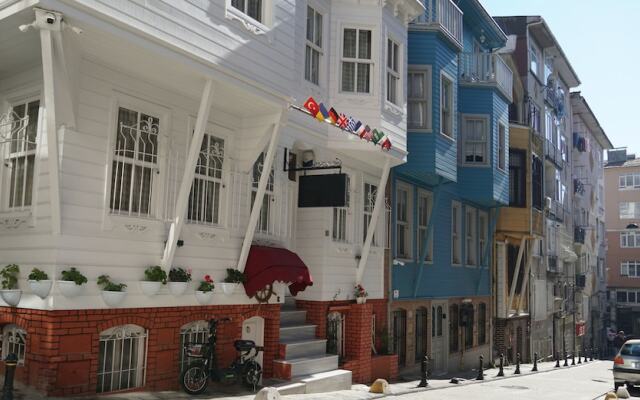 Tilas House No8 - Hostel