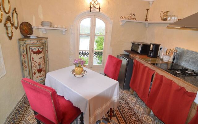 Holiday Home in Amboise With Terrace, Private Garden, BBQ