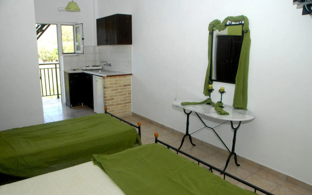Pansion Porto Tsi Ostrias