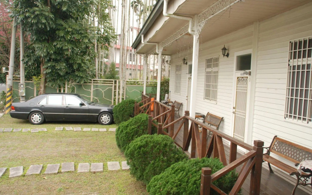 Nine Aboriginal B&B