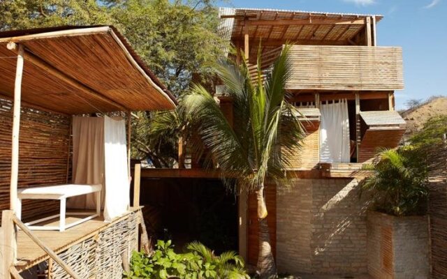 Eco Lodge