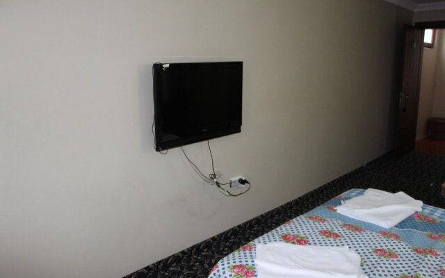 Yanki Otel
