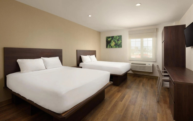 Extended Suites Mexicali Cataviña