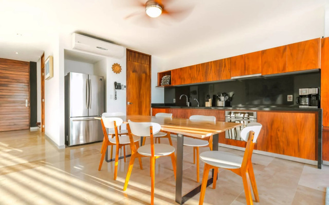 3BR Modern Penthouse Own Rooftop Pool Min to Beach