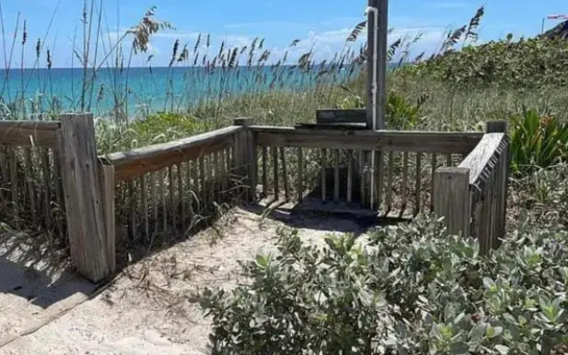 Surfcaster Motel & Restaurant