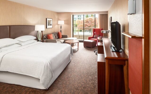 Sheraton Vancouver Airport Hotel