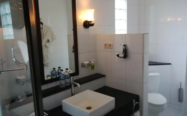 Bali Paradise Hotel Boutique Resort