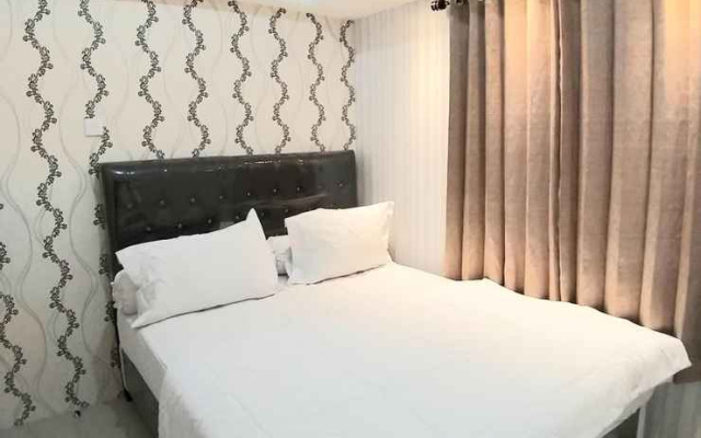 Orchard 2 Bedroom Apartment by Miracle