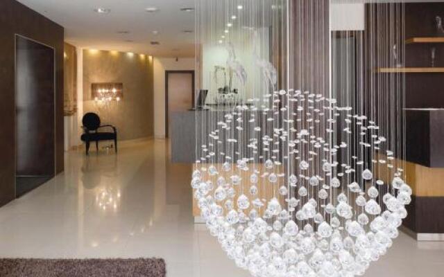 Cardal Hotel
