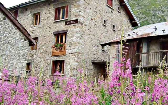 Apartment With one Bedroom in Val-d'isère, With Wonderful Mountain Vie