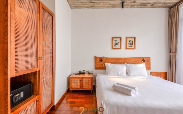 22Land Residence Hotel