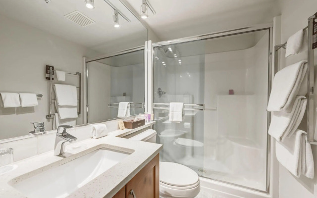 Blackcomb Springs Suites by CLIQUE