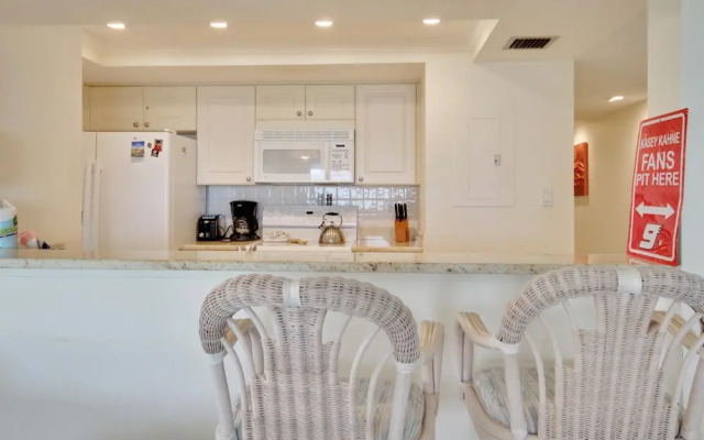Land's End 7-406 Beach Front - Premier