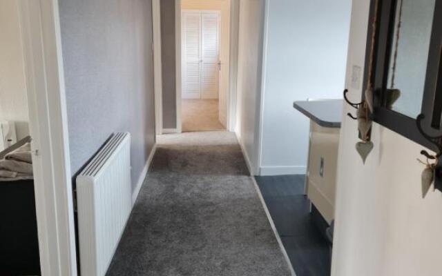 Central 3 bed flat, Forres