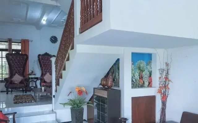 Villa Malang MARRY IND Puncak Buring