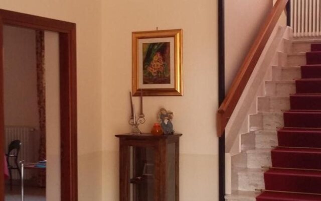 Hotel Caimo Bed-Breakfast