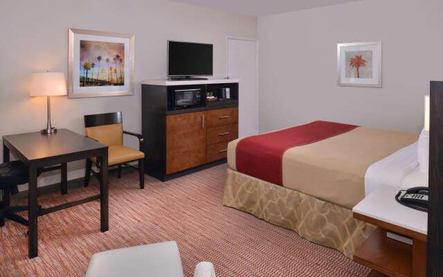 Best Western Royal Palace Inn & Suites