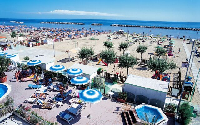 Hotel Diana