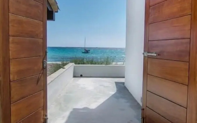 Beach House Es Trenc