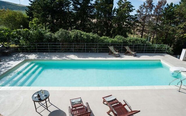 Luxury Holiday Home In Buseto Palizzolo With Swimming Pool