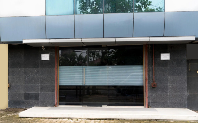 Seven Serviced Apartments by Treebo Hotels