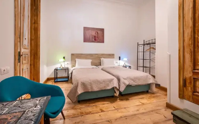 Memoir Hotel