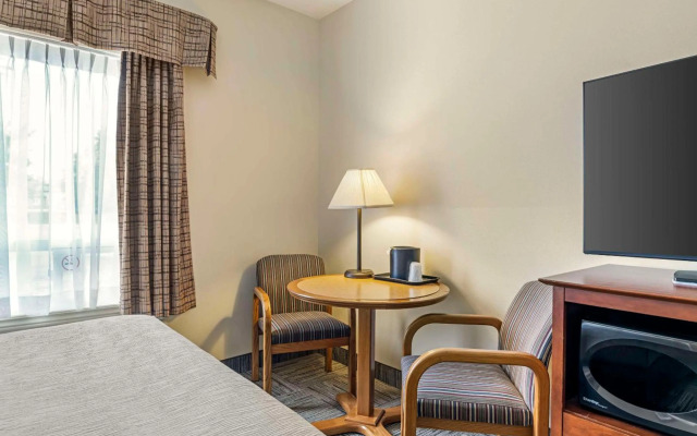 Quality Inn Airport