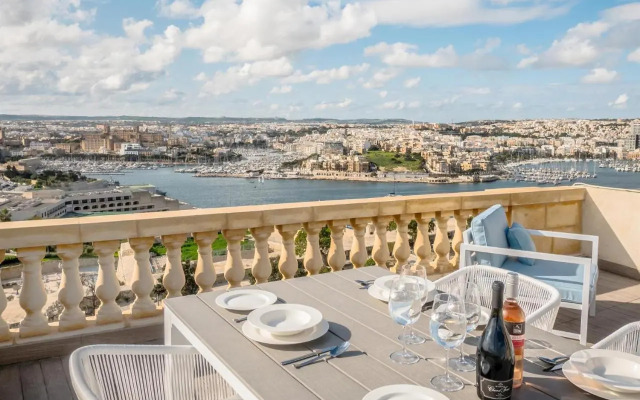 Valletta Hastings Suites