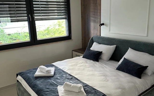 Zados Luxury Residence