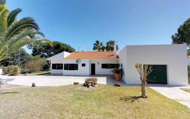 Villa Tolima Vilamoura 4 Bedroom With Pool