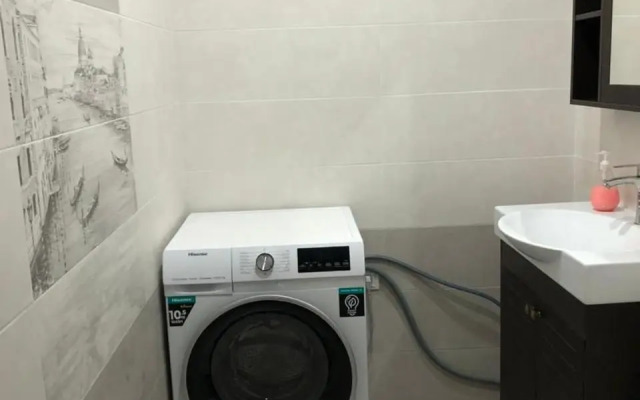 2 Bedroom 2 Bathromm Apartment on Rostom Street