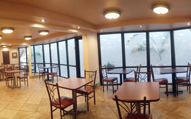 Ramada by Wyndham Mesa Downtown