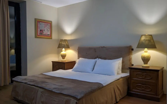 Shino Hotel