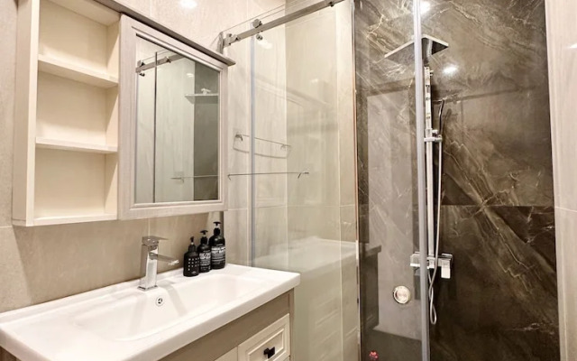 LalaHouse Spring Apartment