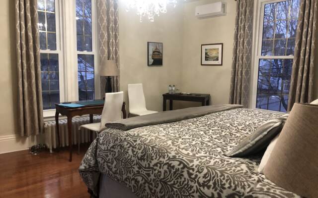 1000 Islands B and B Brockville