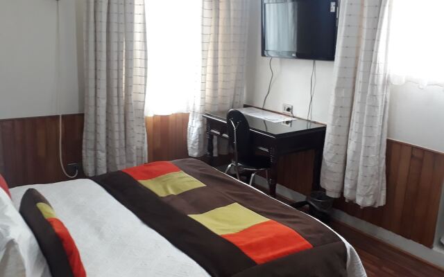 HL Hotel Low Cost