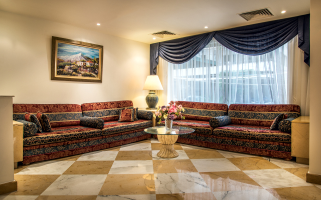 Bella Riva Hotel