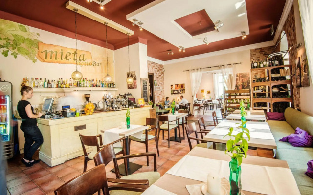 Garden - LoftAffair Collection