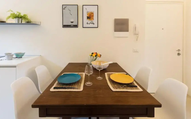 Dante Apartment With Parking