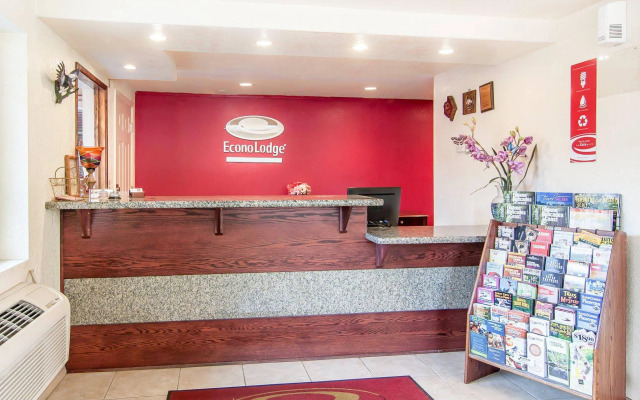 Econo Lodge