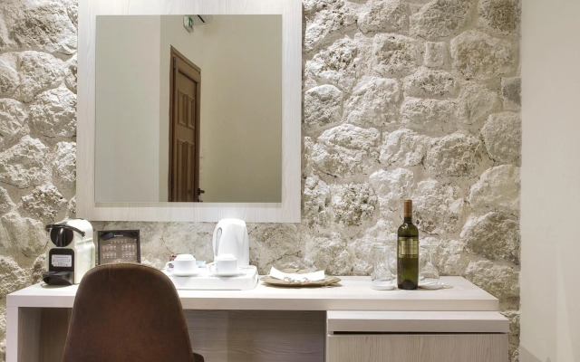 Porto Demo Hotel