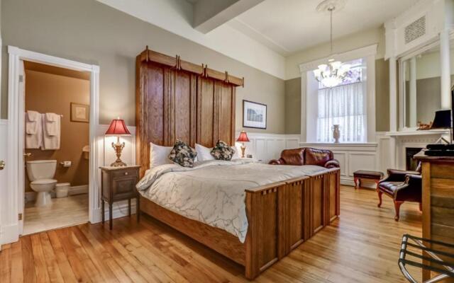 School House Bed and Breakfast C.1859