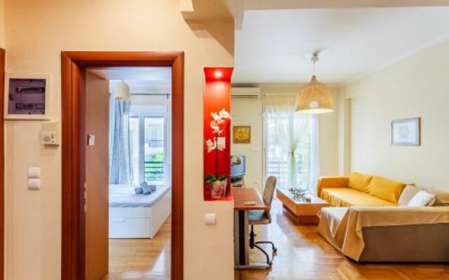 Athens Strawberry Studio - Cosy City Nest