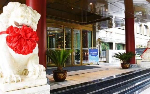 Qin'an Hotel