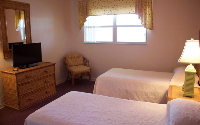 Palm Beach Waterfront Suites