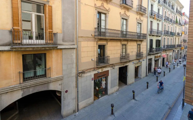Santa Clara Apartments