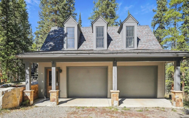 Summit Solitude Estate 3 Bedroom Home