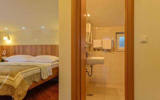Luxury Apartments Villa Tea