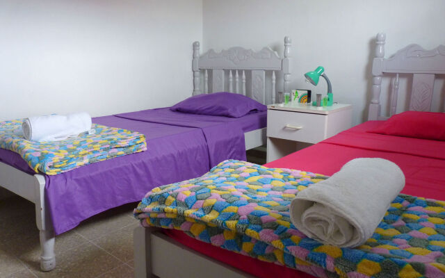 Autana Bed and Breakfast - Hostel