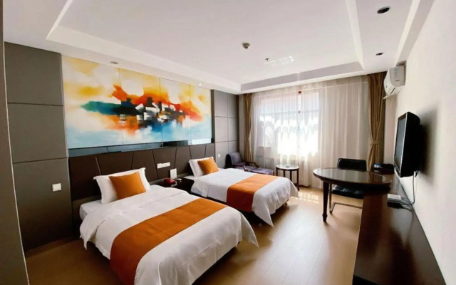 Huayuan Hotel (Xi'an North Railway Station Shaanke University)